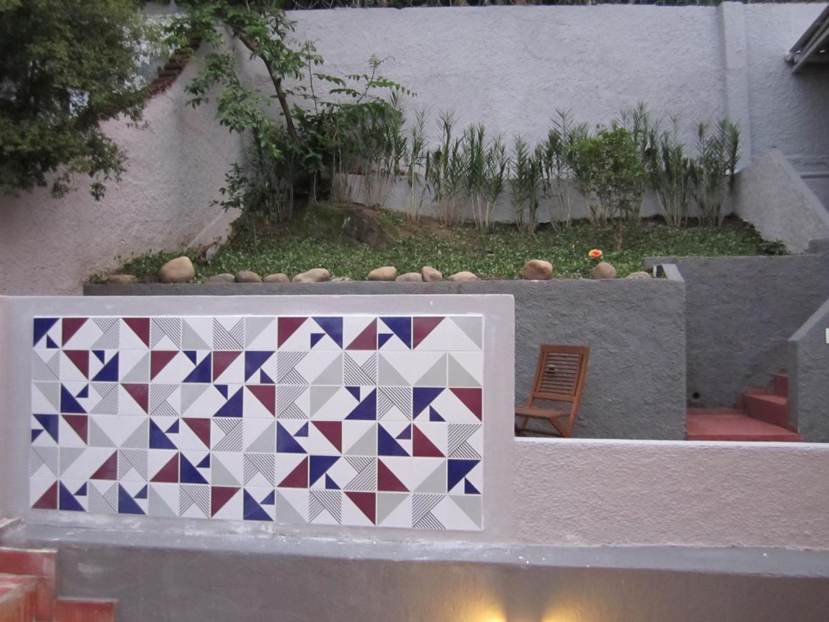 Hostal Santa Tere *